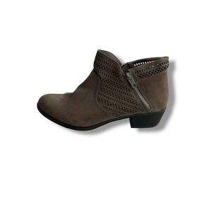 American Rag Abby Womens Taupe Perforated Ankle Boots AR AABBY1 Brown Size 8.5 M